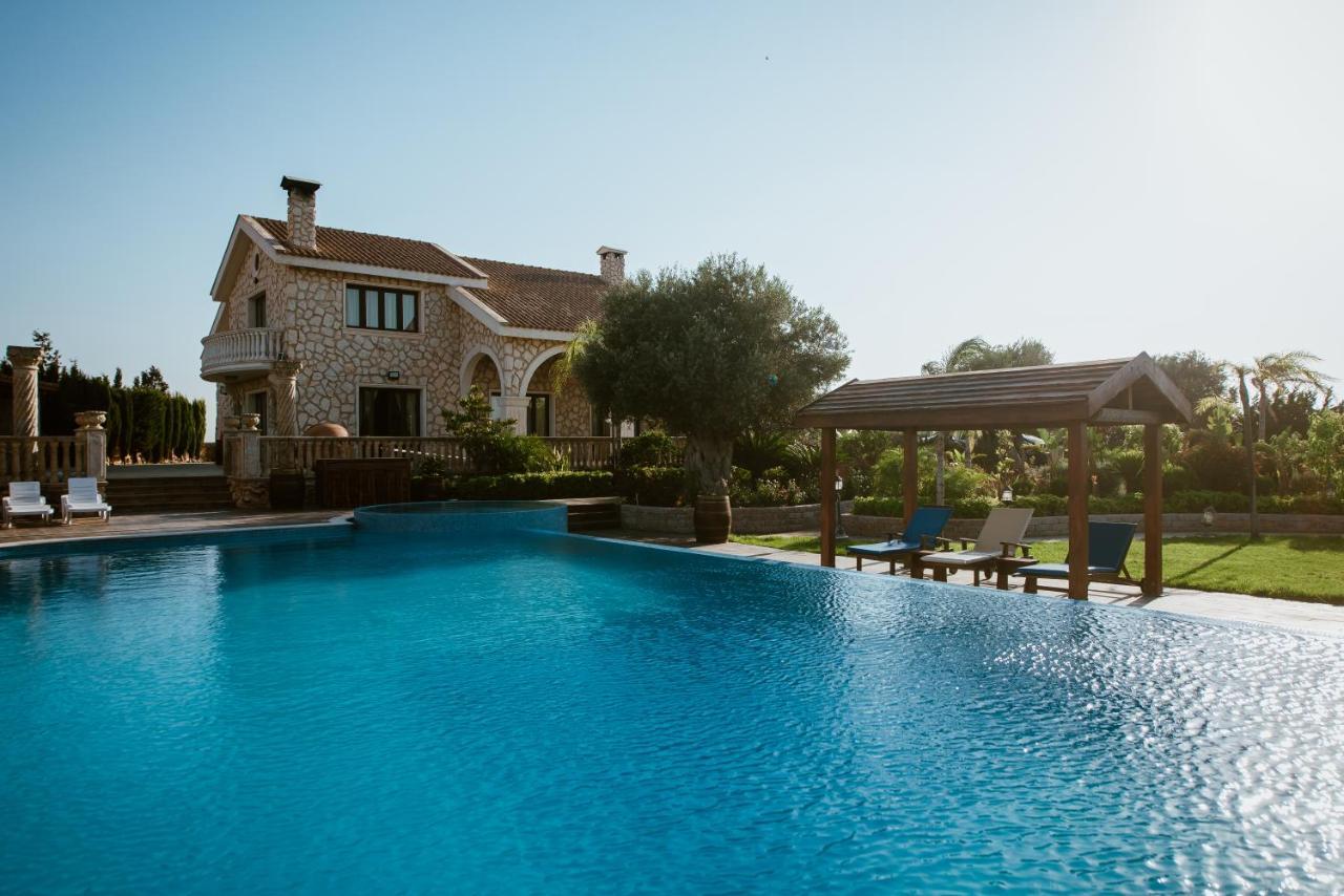 Grand Mansion Countryhouse & Spa Phrenaros Bagian luar foto