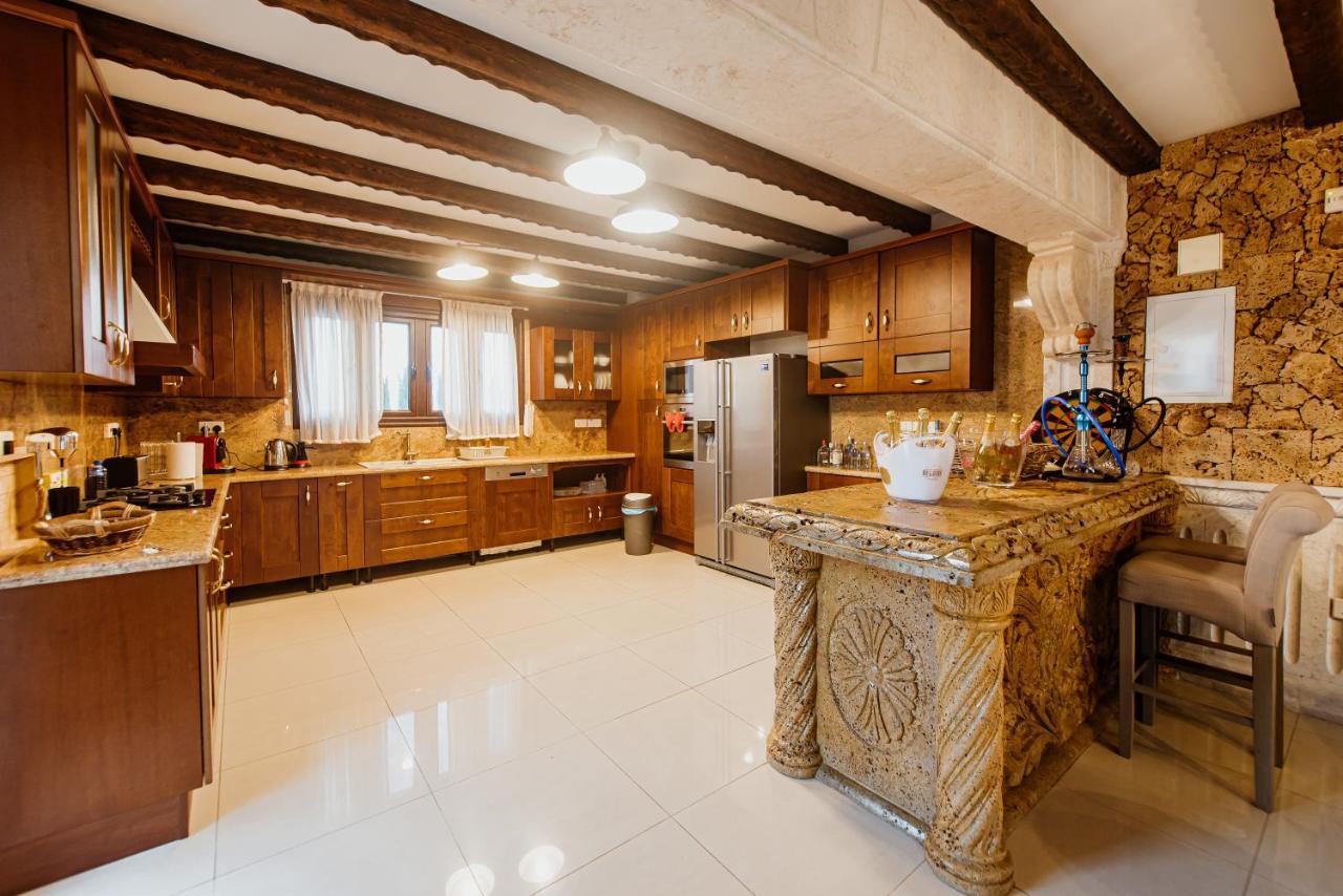 Grand Mansion Countryhouse & Spa Phrenaros Bagian luar foto